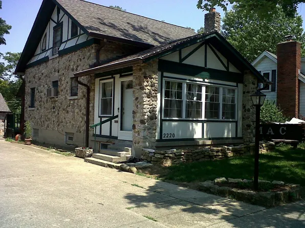 2220 Willowgrove Ave, Dayton, OH 45409