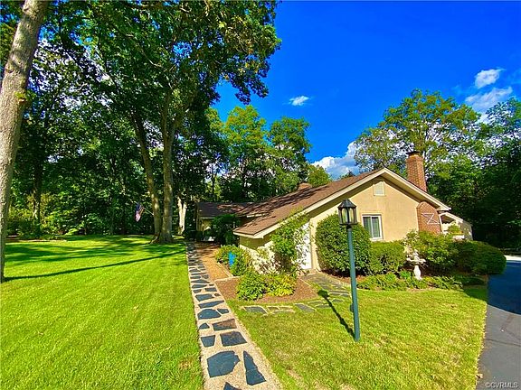 2nd image of 11801 Wakehurst Dr