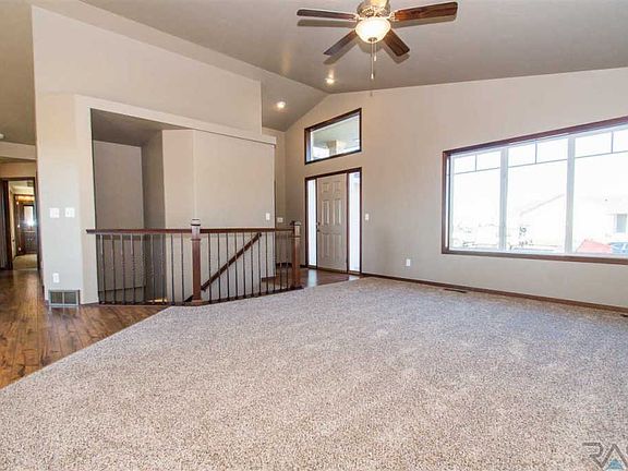 3rd image of 6308 S Badlands Ave