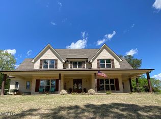 12728 Pebble Ridge Dr, Byhalia, MS 38611