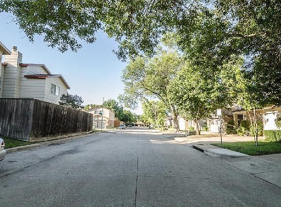 4th image of 3604 Corona Dr
