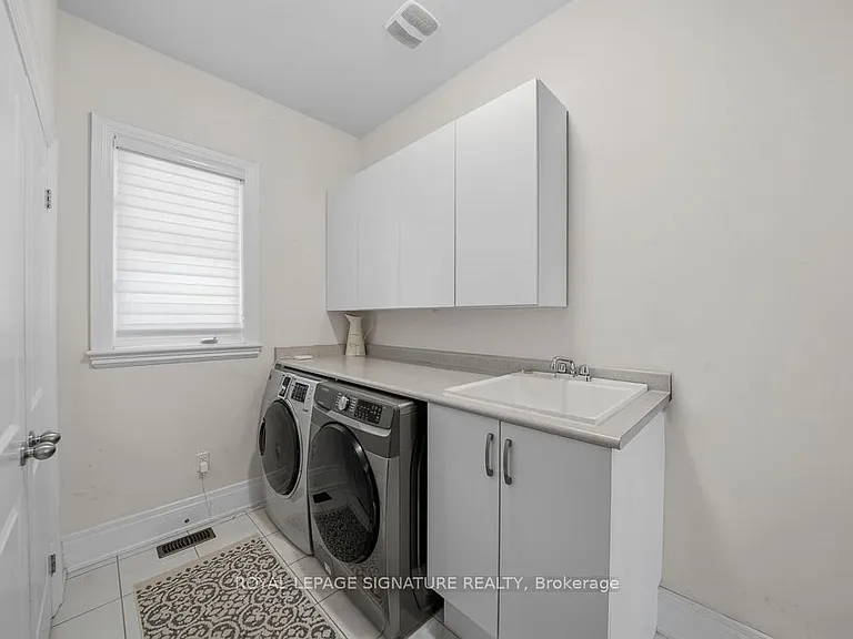 9 William Bowes Blvd — Photo 27