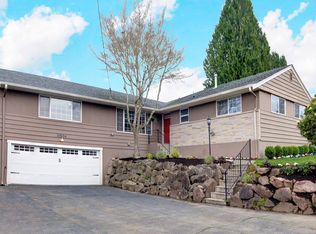 10504 NE 194th St, Bothell, WA 98011