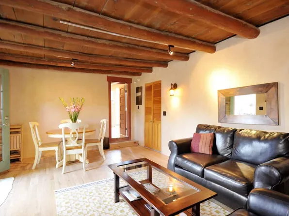 521 Camino Don Miguel #2, Santa Fe, NM 87505