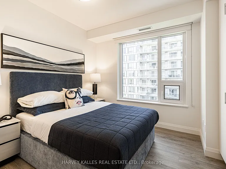 71 Redpath Ave #1302 — Photo 4