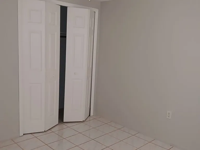 5351 Seahorse Dr — Photo 3