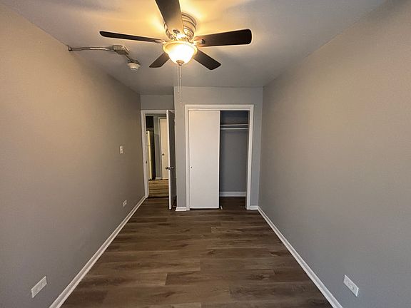 3rd image of 3331-53 Commercial Ave #729464FA7