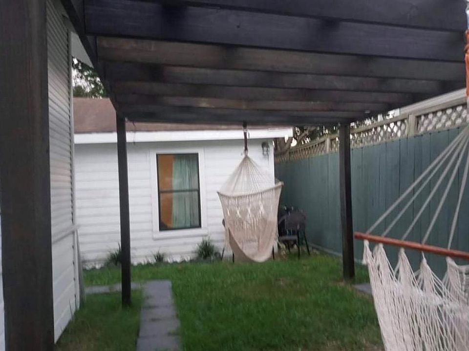 1st image of 606 Vincent Garage Poin
