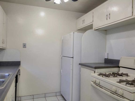 4th image of 3456 Blue Mountain Dr