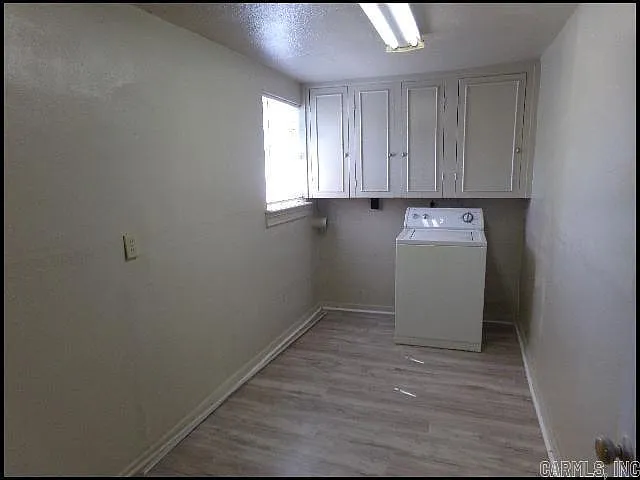 701 N Buchanan St — Photo 15