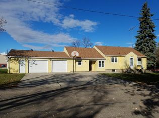 132 3rd Ave NW, Lidgerwood, ND 58053