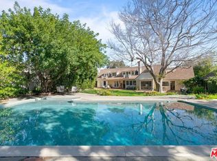 411 Homewood Rd, Los Angeles, CA 90049