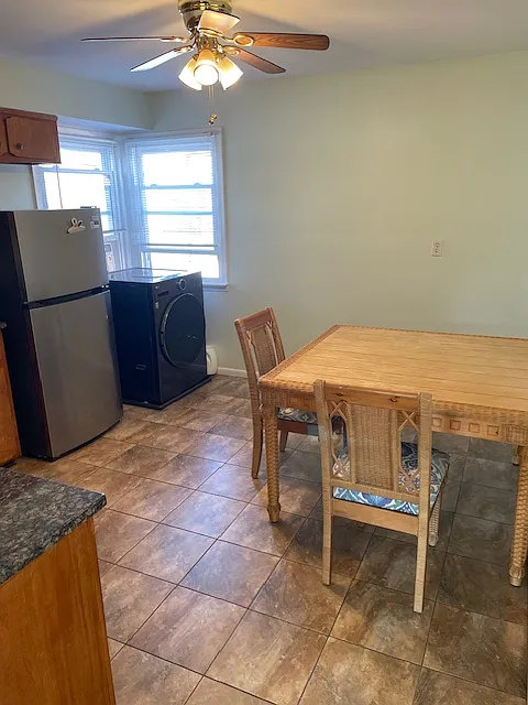 3 bed, 600 sqft, $2,750 — Photo 3
