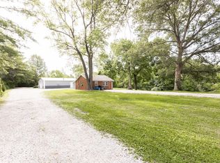 1101 Bethel Mine Rd, Caseyville, IL 62232