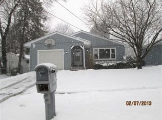 347 Sexauer Ave, Elgin, IL 60123