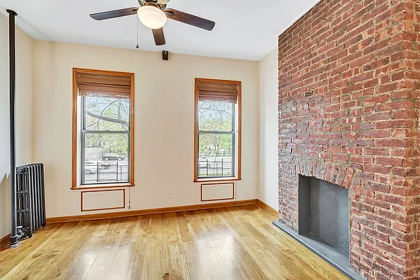 Rented by CORE | media 19