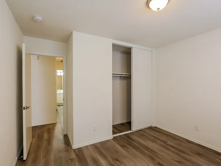 5725 E Flower Cir — Photo 14