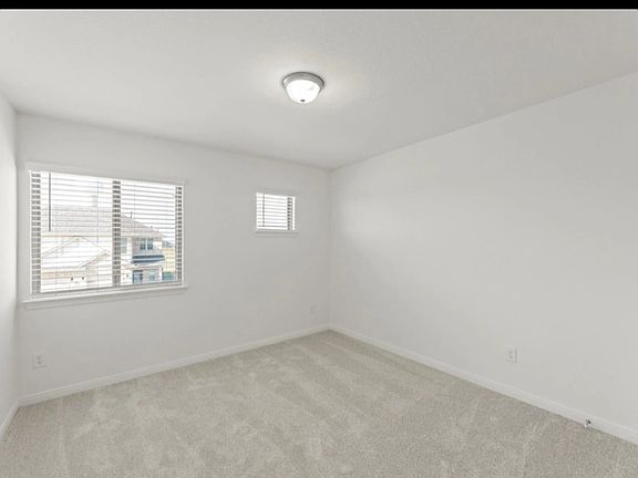 5th image of 1072 Happy Holly Rd