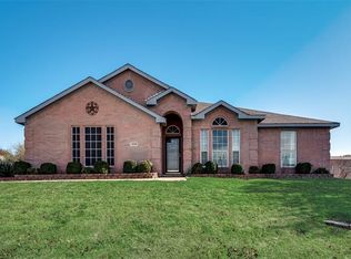 6230 Fox Run Dr, Midlothian, TX 76065