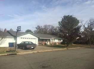 2928 Hawn Ave, Redding, CA 96002
