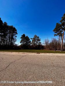 6381 Pine Hollow Dr, East Lansing, MI, 48823