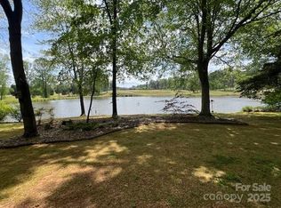 616 Indian Wells Cir, Lexington, NC 27295