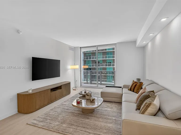 77 SE 5th St #1908 — Photo 15
