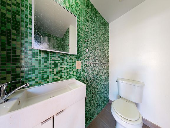 4th image of 2814 John F Kennedy Blvd APT 101