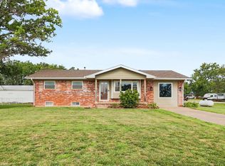 1435 S Rock Rd, Derby, KS 67037