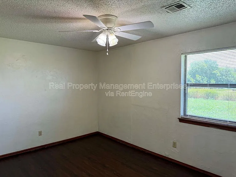 1803 Sandrock Rd — Photo 17