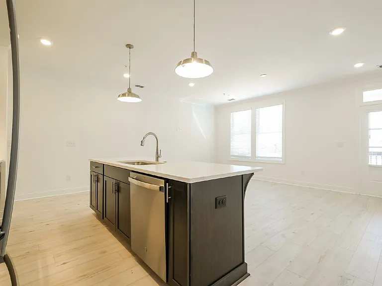 514 Alice Way #MARKET SQUARE AT SAW — Photo 19