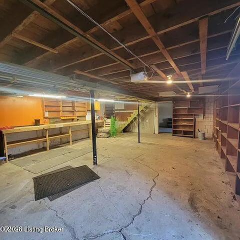 210 Arterburn Dr — Photo 34