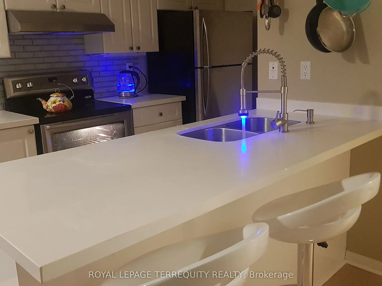 1 bed, $3,000 — Photo 3