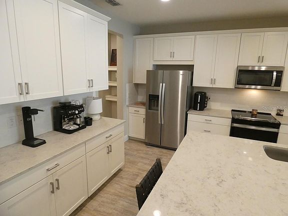 4th image of 1505 Sunset Wind Loop