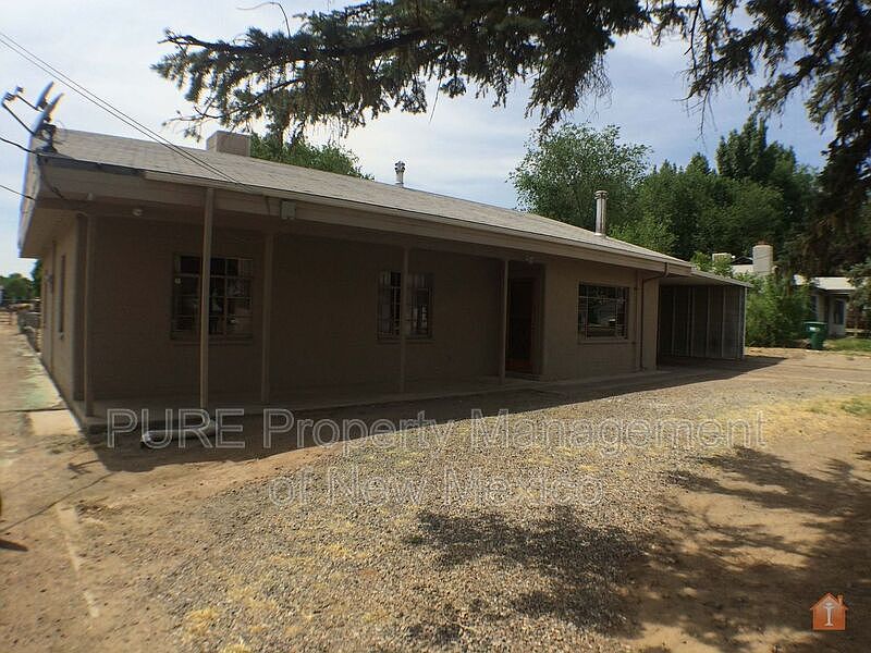 1st image of 1025 Schofield Ln