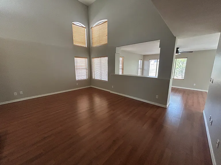 4132 E Anderson Dr — Photo 6