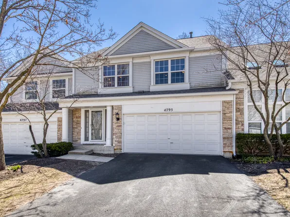 4795 Amber Cir, Hoffman Estates, IL 60192