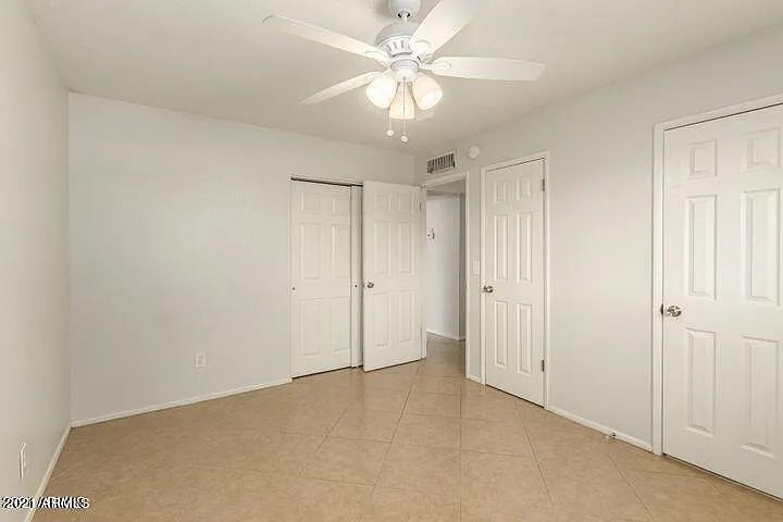 1518 W 5th Pl — Photo 8