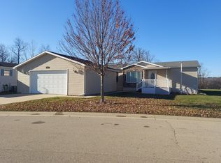 4005 Mount Vail Rdg, Dubuque, IA 52001