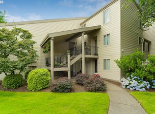 10155 SW Trapper Ter, Beaverton, OR 97008