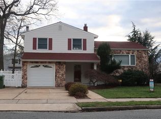 13 Karen Pl, Edison, NJ 08817