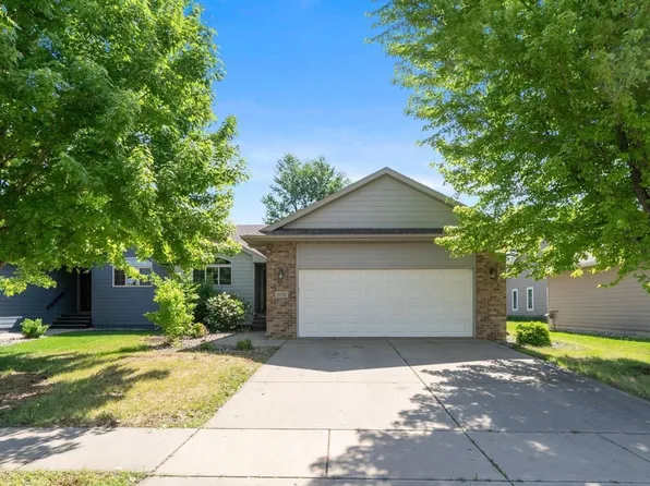 306 Emmett Trl, Harrisburg, SD 57032
