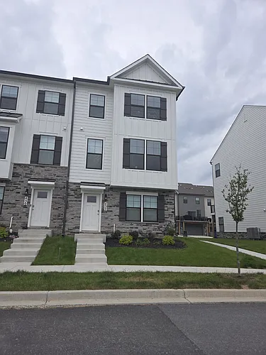 432 Herringbone Way Photo 1