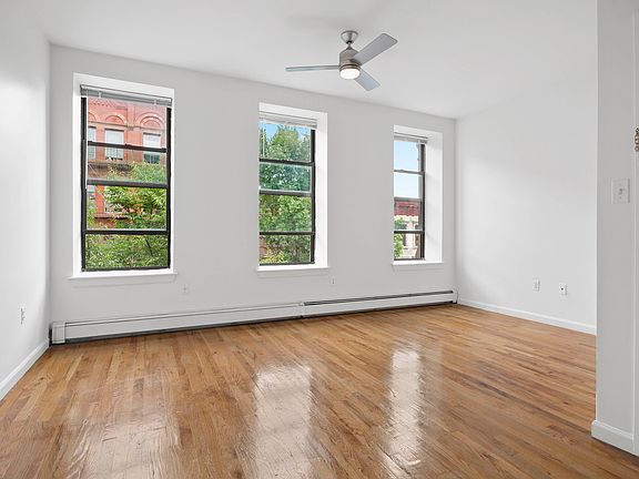 3rd image of 156 W 119th St APT 3