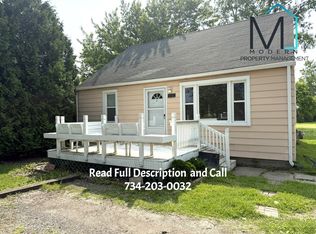 12045 Telegraph Rd, Carleton, MI 48117