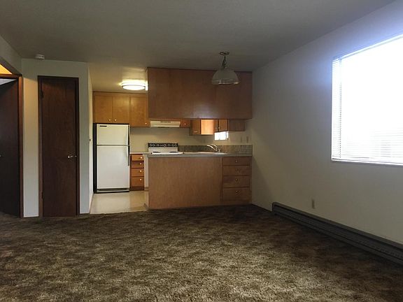 2nd image of 1124 Market St APT 4