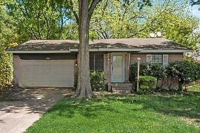 1st image of 2506 Newcastle Dr