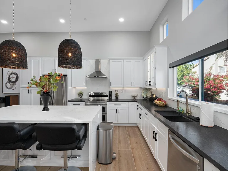 8946 E Gray Rd — Photo 14