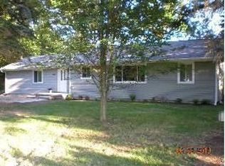9421 Jean St, Fenton, MI 48430