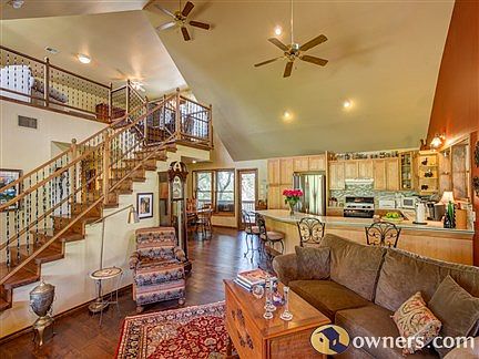 Living/Kitchen/Stairway